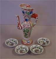 Chinese porcelain teapot & 4 bowls