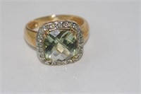 Yellow gold and green amethyst ring