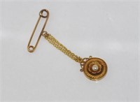 Victorian gold and pearl brooch