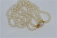 Double strand pearl necklace