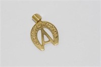 18ct yellow gold "A"  pendant