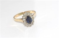 9ct yellow gold and blue stone ring