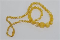 Vintage yellow shell necklace
