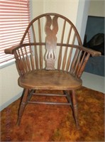 Windsor arm chair