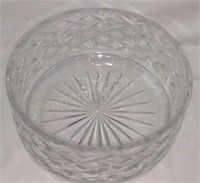 Beautiful Etched Crystal Bowl 7 3/4" Width
