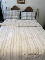Double comforter - flannel sheet set and mattress