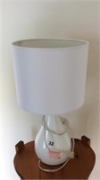 WHITE TABLE LAMP
