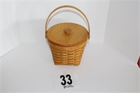 Longaberger Basket (2000) 12"