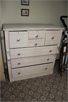 Bonnet chest of drawers