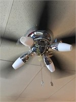 Ceiling Fan w/ 4 Head Light