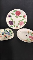 Lot of vintage floral plates. Vintage floral