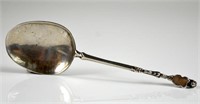 17TH C. CONTINENTAL ENGRAVED SILVER SPOON