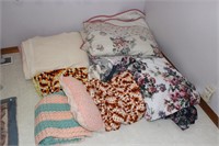 Lot of comforters & blankets