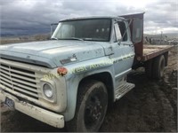 1967 Ford F600 flatbed