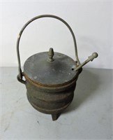 Antique cast pot brass lit & handle