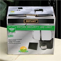 Defiant Motion Security Solar LED Light NEW