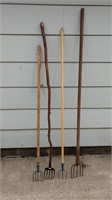 Group of 4 spears