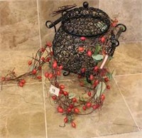 Open Work Wire Basket with Lid and Berry