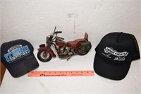 TOY PANHEAD MOTORCYLE & 2 BIKER HATS ! B-4