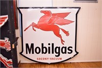 Mobilgas Pegasus Porcelain Shield Sign