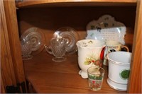 LOT: ASSORTED MUGS, CUPS, CUPS AND SAUCERS, ETC.