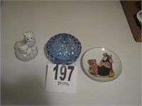 Blue candy dish Norman Rockwell plate, cat