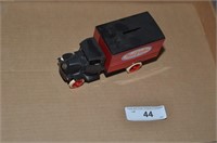 ERTL 1926 MACKBULLDOG DELIVERY TRUCK BANK DIE CAST