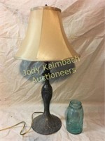Metal base table lamp - works great