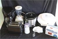 Kitchen Electrics - Crock Pot, Toaster, Foreman
