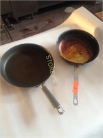 2 Frying Pans