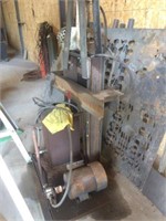 Electric powered hydraulic shop press