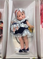 Effenbee Doll Clasics Holiday Sisters