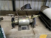 Champion Machinery 3/4 HP bench grinder