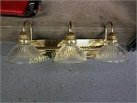3-Lamp polished brass vanity light