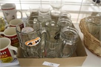 Tray Lot-A&W Mug, Other Mugs & Glasses
