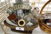 Basket-, Welcome Sign, 2 Lint Rollers Etc