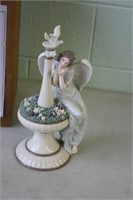 Porcelain Angel 12H