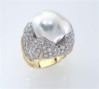 18K gold, platinum, mabe pearl and diamond ring