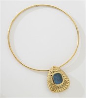Elizabeth Gage 18K gold intaglio carved pendant