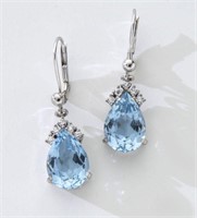 Pair 18K gold, diamond and aquamarine earrings