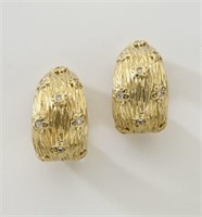 Pair 18K yellow gold and diamond earrings