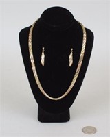 14K Gold Necklace & Pair Earrings