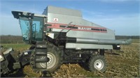 1993 Gleaner R-62 6277 Combine (Head NOT included)