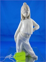 NAO Lladro Porcelain Girl Figurine