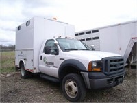 2006 Ford F-550 canopy truck- VUT