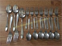 stainless flatware set