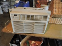 Soleus window air conditioner