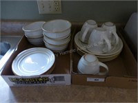 2 boxes dishware set