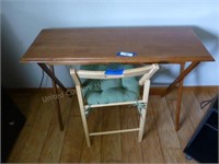 Folding table and folding chair