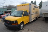 2004 GMC Box Van   -- No Premium 128K Miles